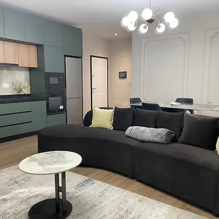 Land Apartment *